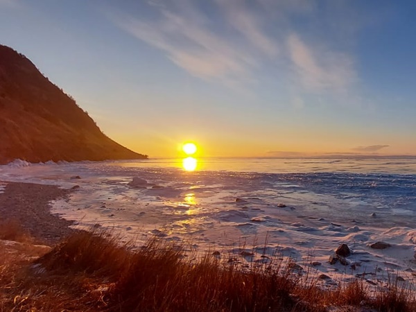 Поход по острову Байкал зимой