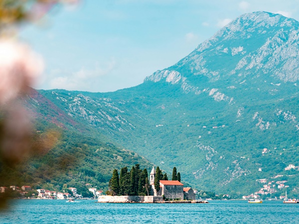 Поход по Черногории