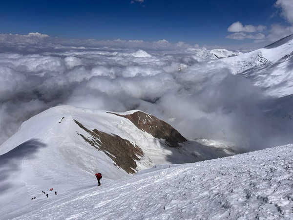 Акклиматизационное восхождение на пик Юхина