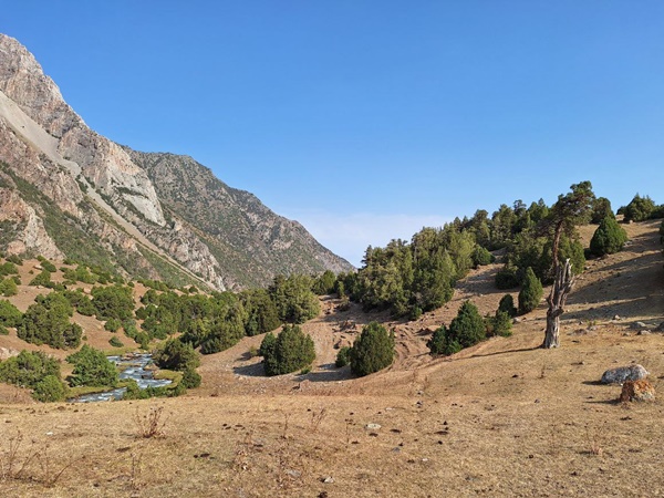 поход по ущелью Каравшин