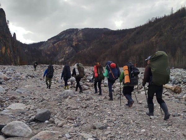 Восхождение на Мунку-Сардык в мае