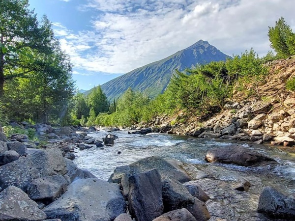 Поход по Байкалу летом